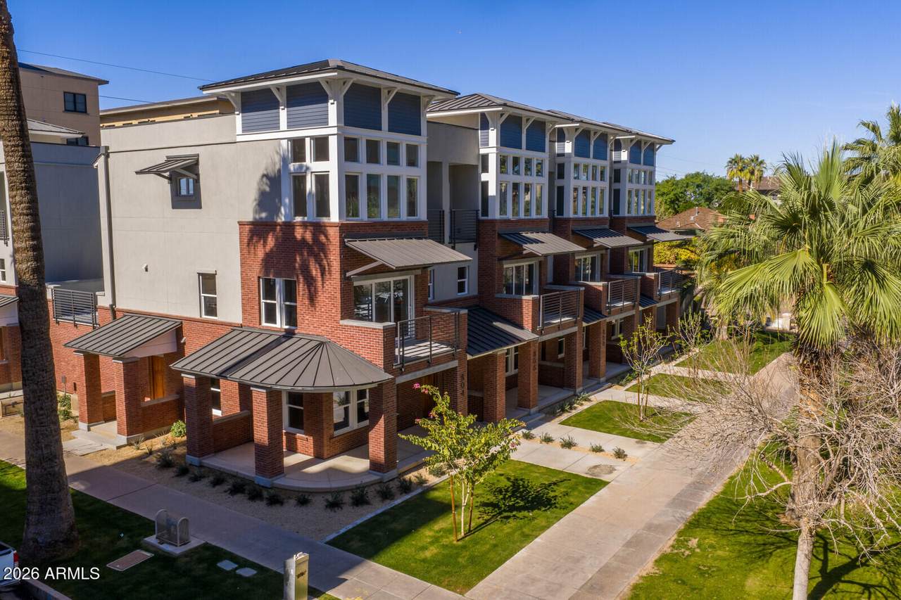 808 2ND Avenue - Photo 1