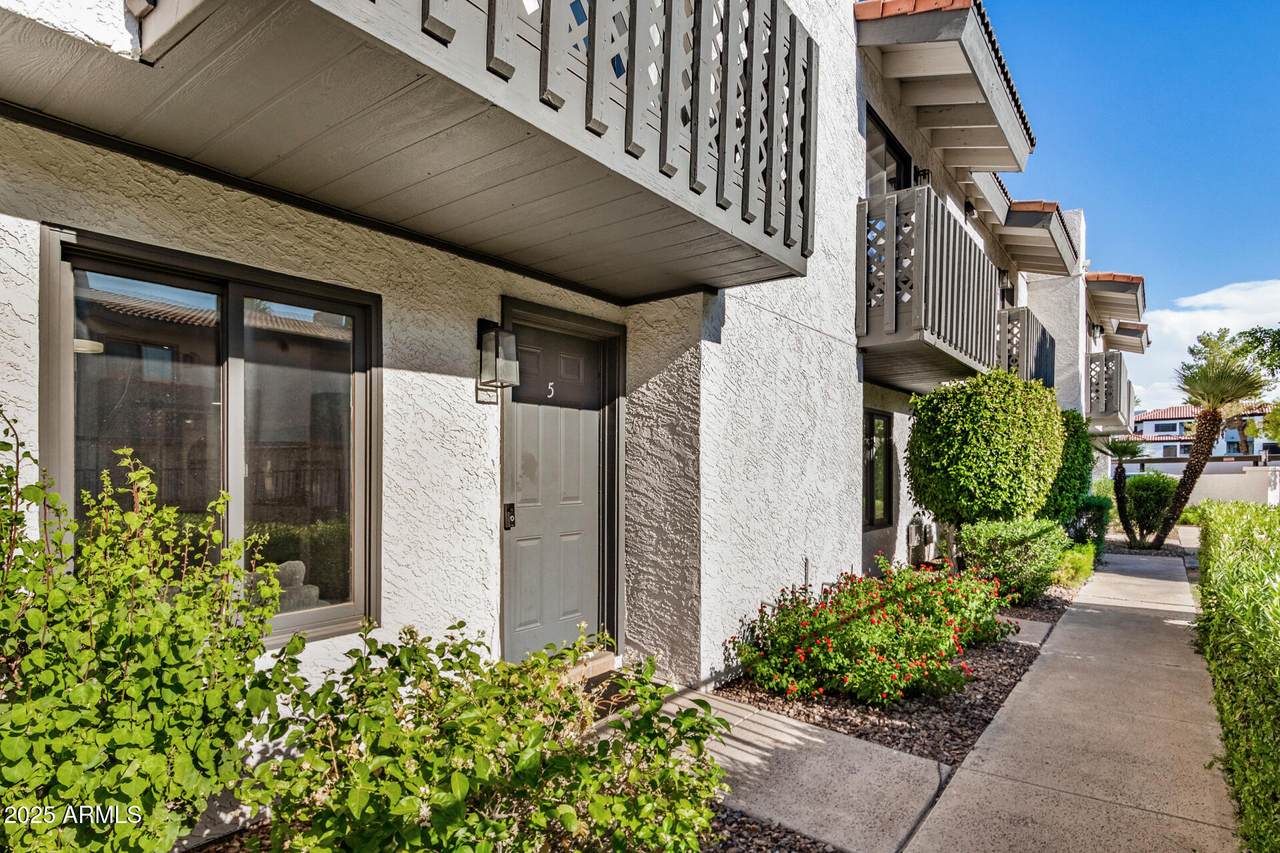 3434 11TH Street - Photo 1
