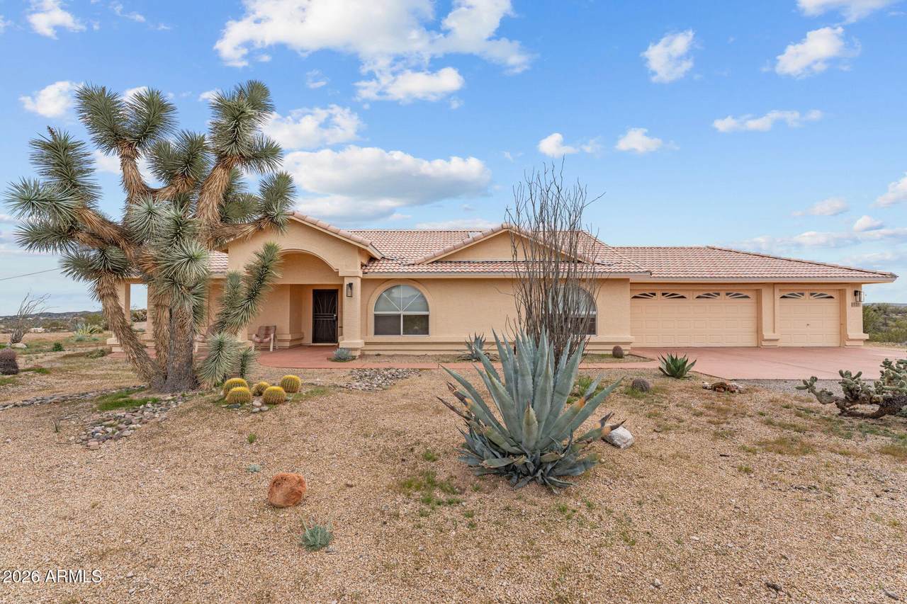 1315 Mule Deer Trail - Photo 1