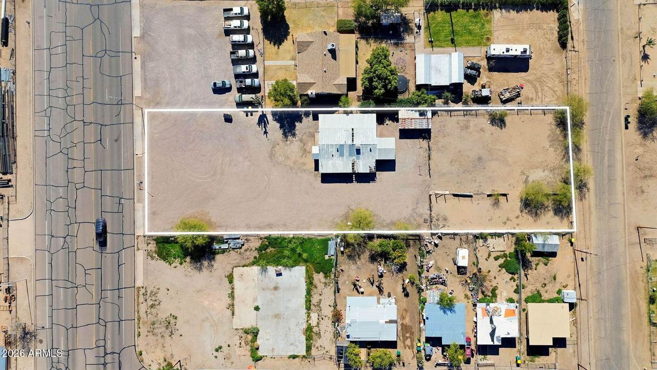 406 Sunshine Boulevard - Photo 1