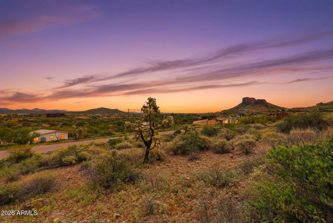 3740 Vista Loop - Photo 1