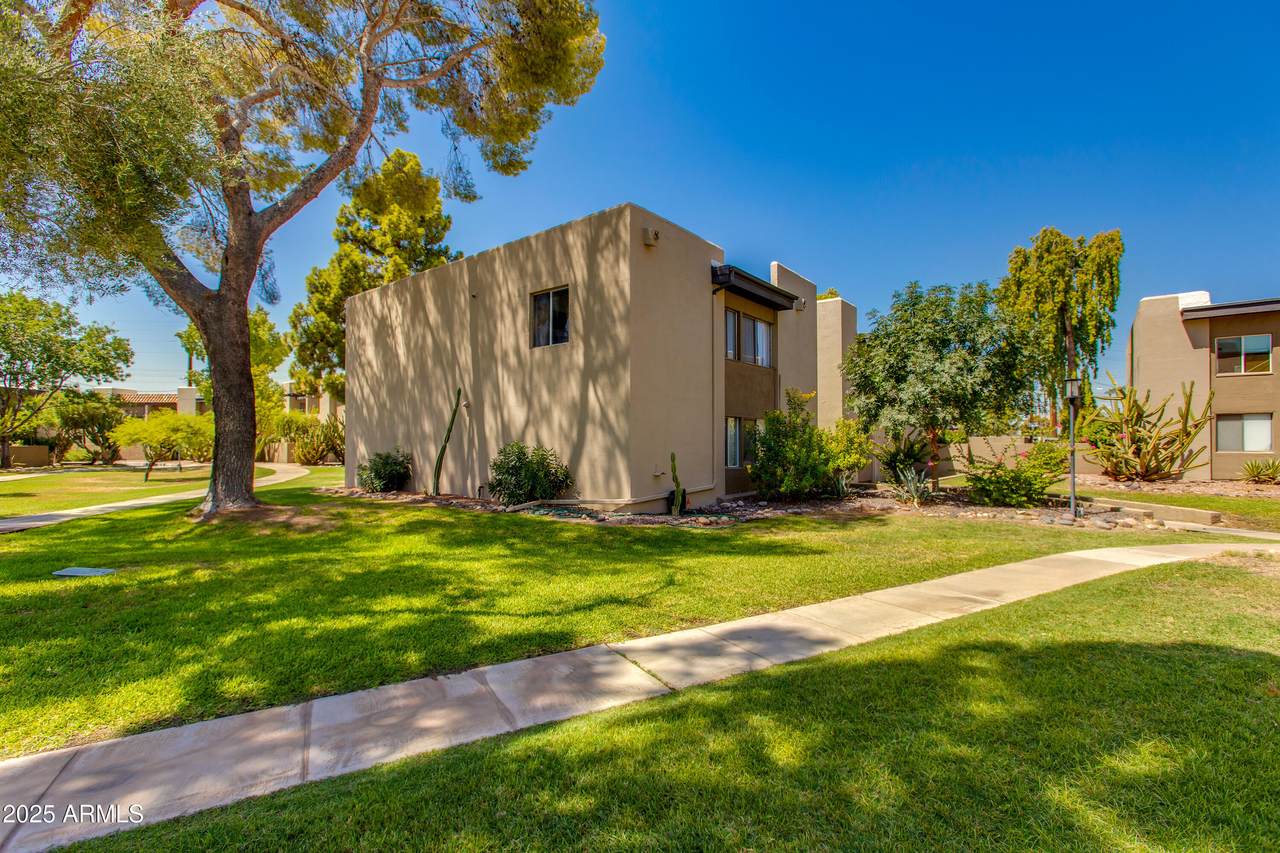 4201 Camelback Road - Photo 1