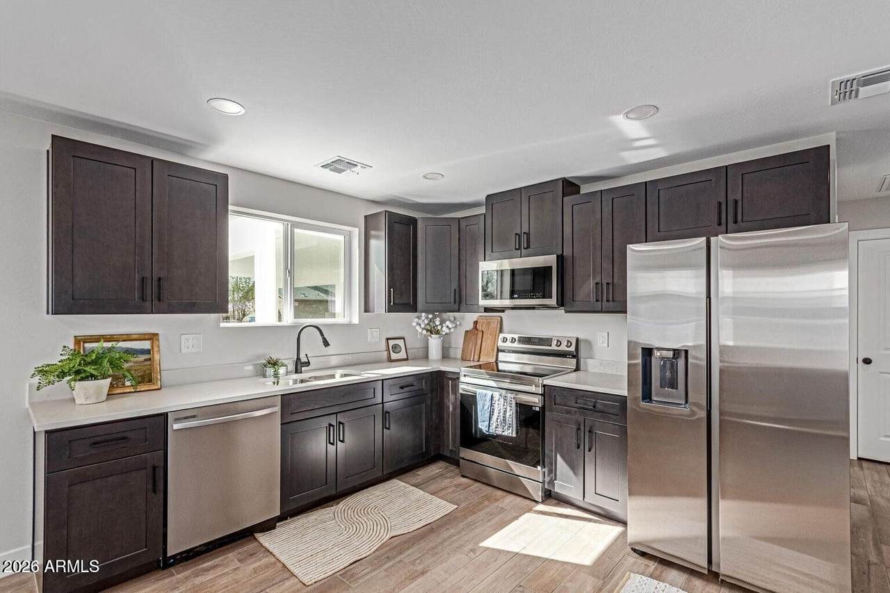 454 Pioneer - Photo 1