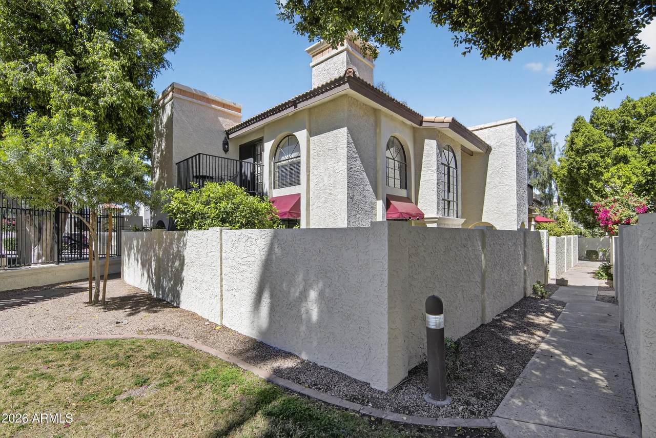 5019 Siesta Drive - Photo 1