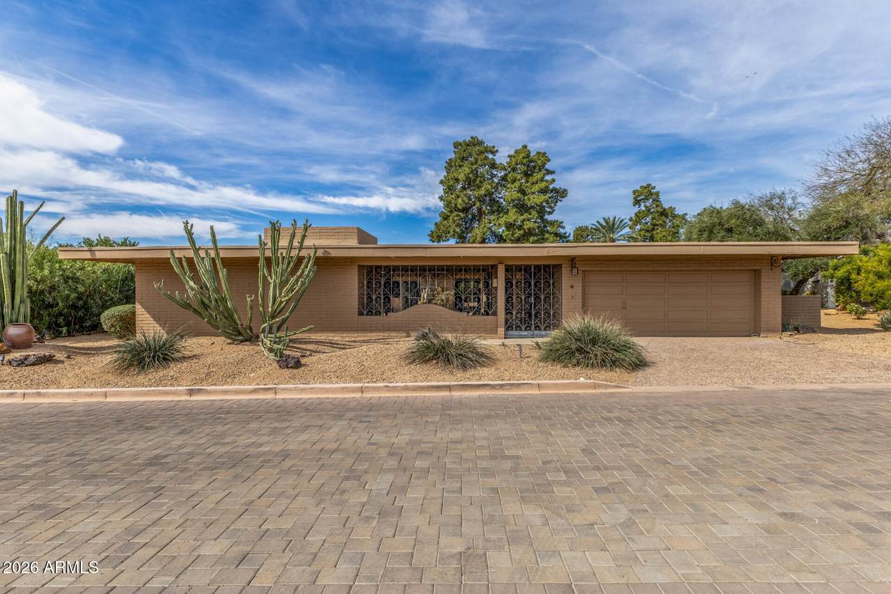 5434 Lincoln Drive - Photo 1