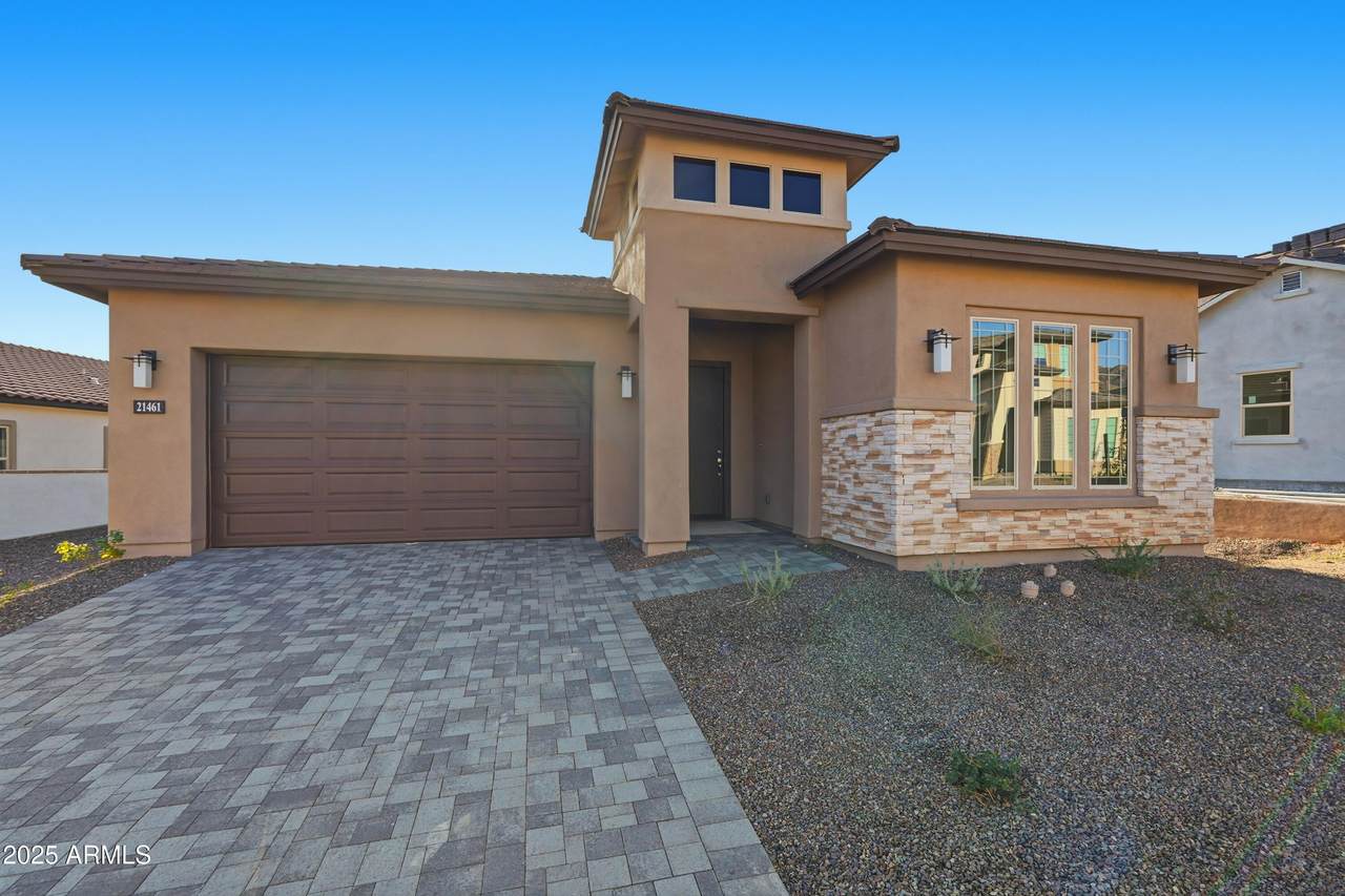 https://bt-photos.global.ssl.fastly.net/armls/1280_boomver_1_6989641-2.jpg