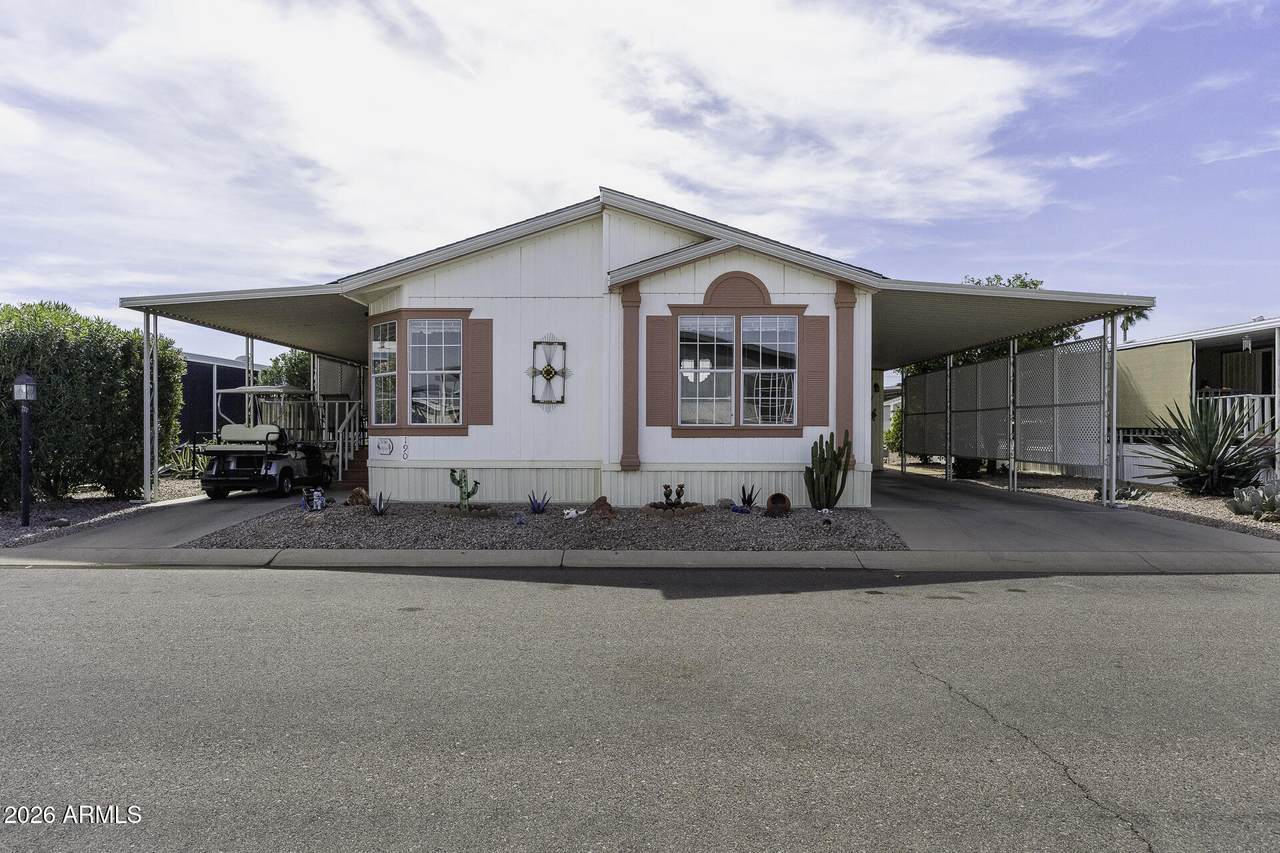 450 Sunwest Drive - Photo 1