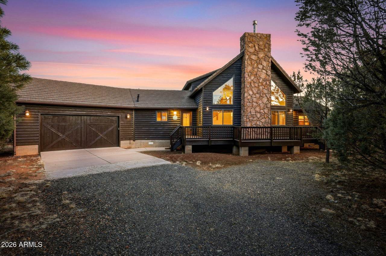 2750 Columbia Lane - Photo 1