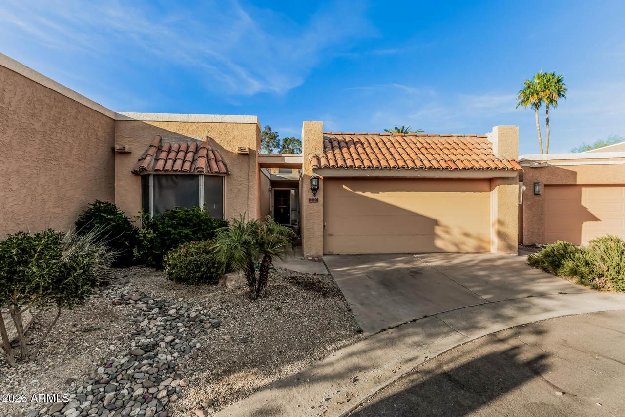 1010 Becker Lane - Photo 1