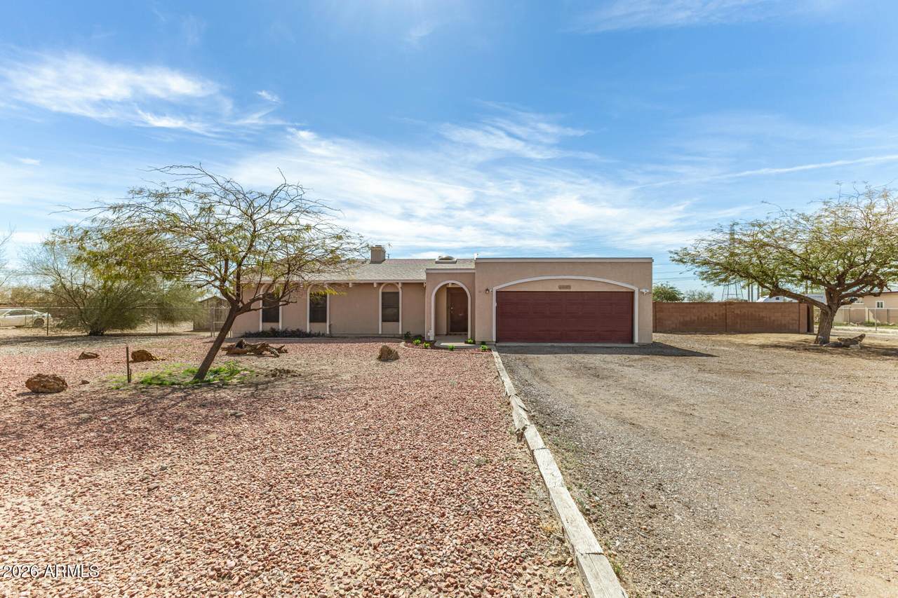 22627 Magnolia Street - Photo 1
