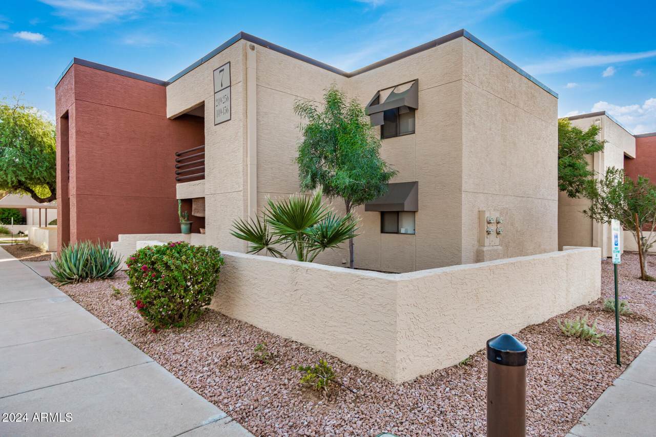 1340 Recker Road - Photo 1
