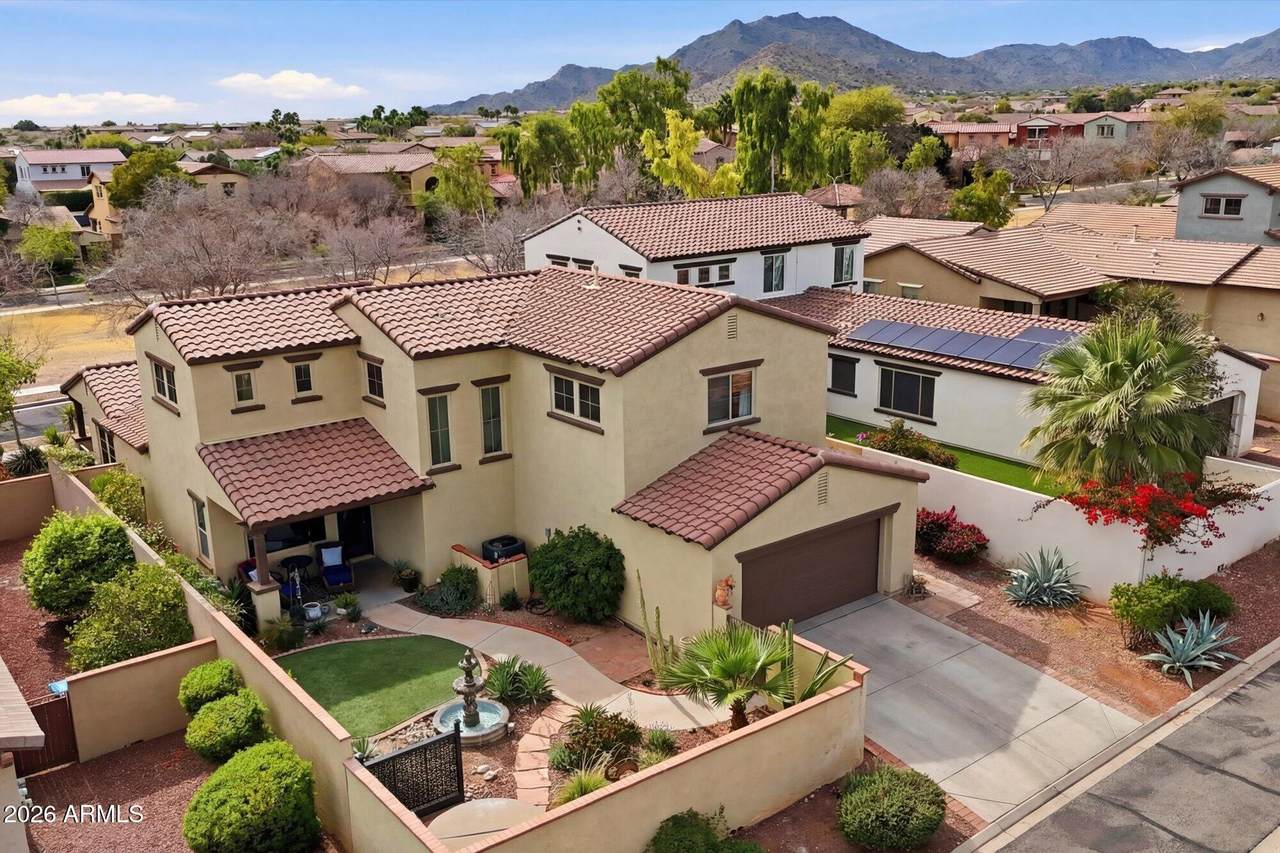 20402 Shadow Street - Photo 1