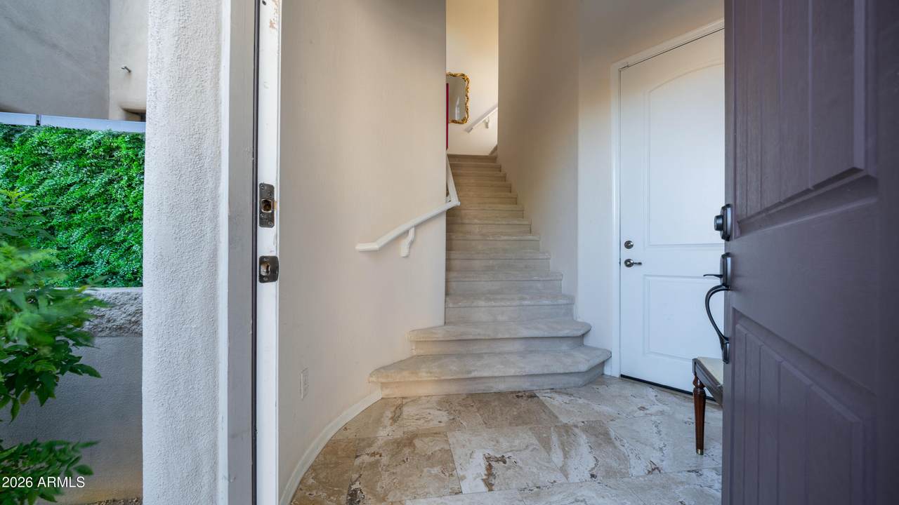 10055 142ND Street - Photo 1