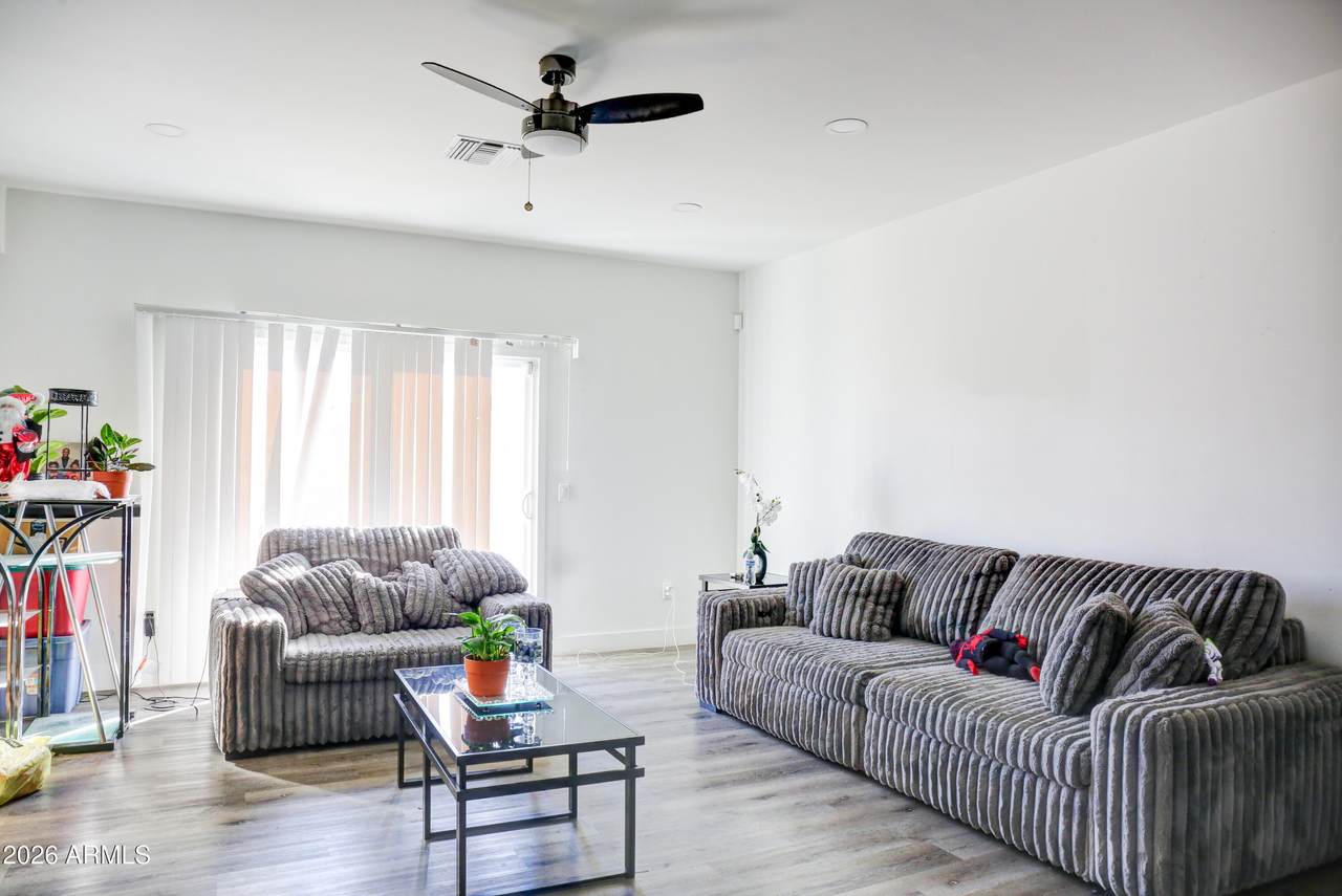 909 4TH Avenue - Photo 1