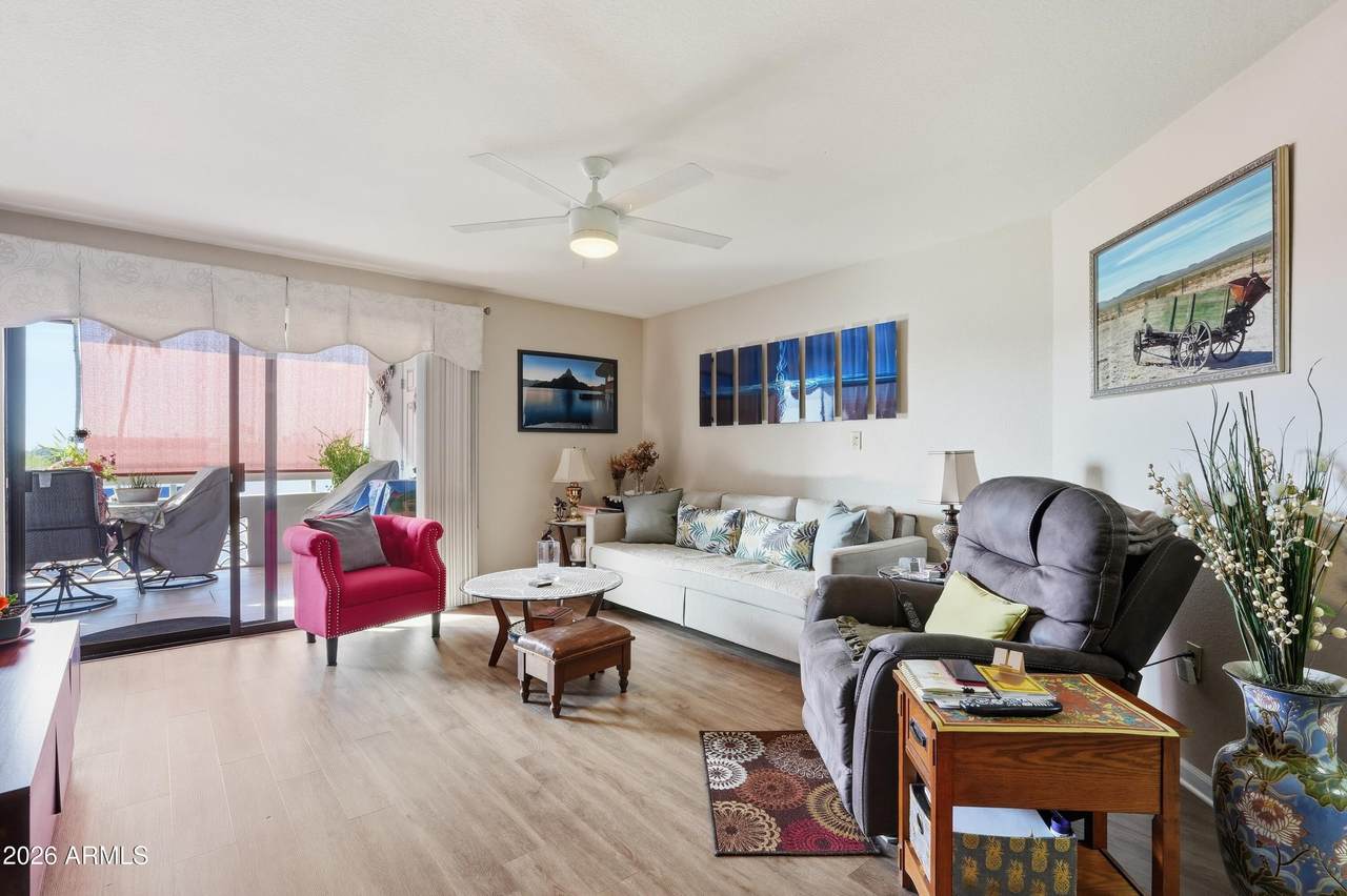 17404 99TH Avenue - Photo 1