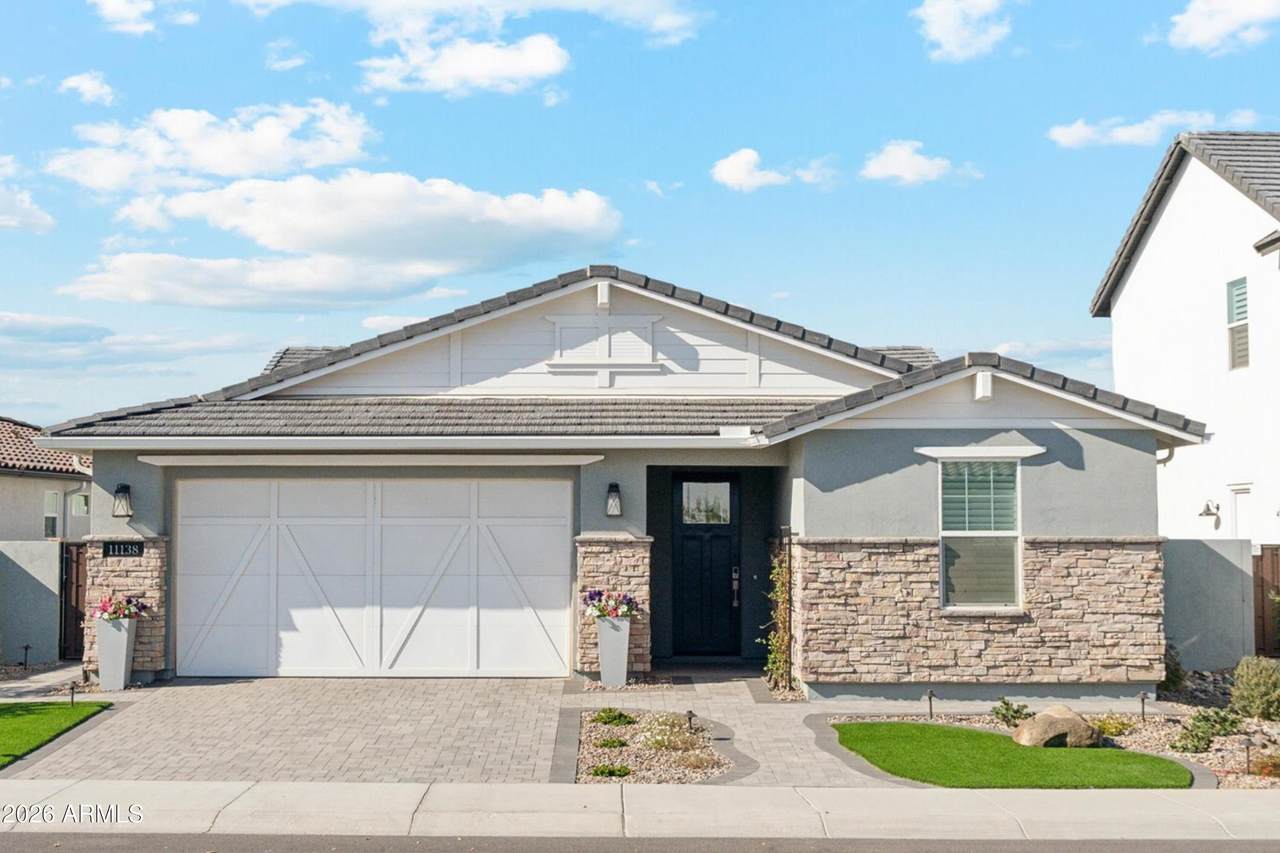 11138 San Clemente Street - Photo 1