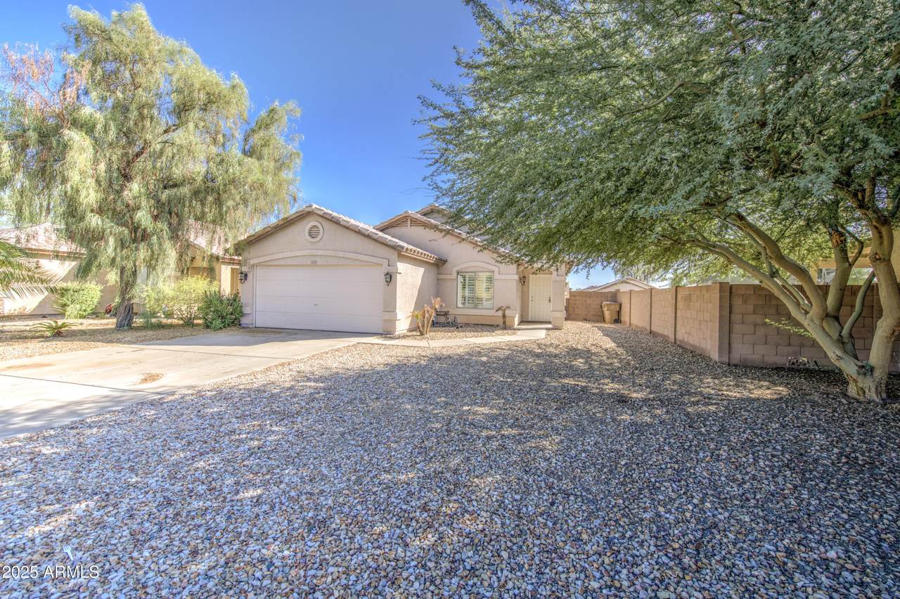 15815 Washington Street - Photo 1