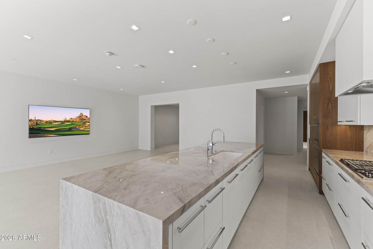 6587 Palmeraie Boulevard - Photo 1