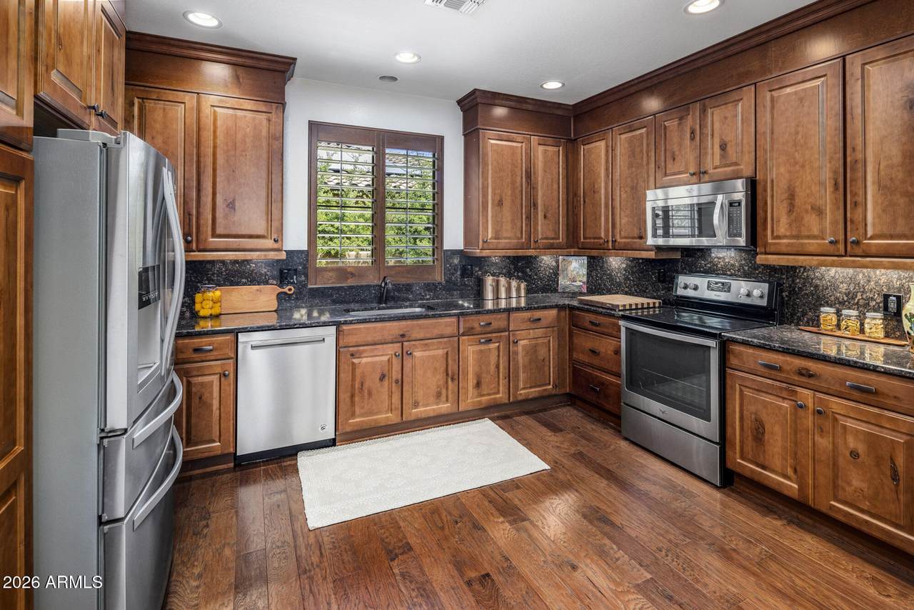 6231 Mark Way - Photo 1