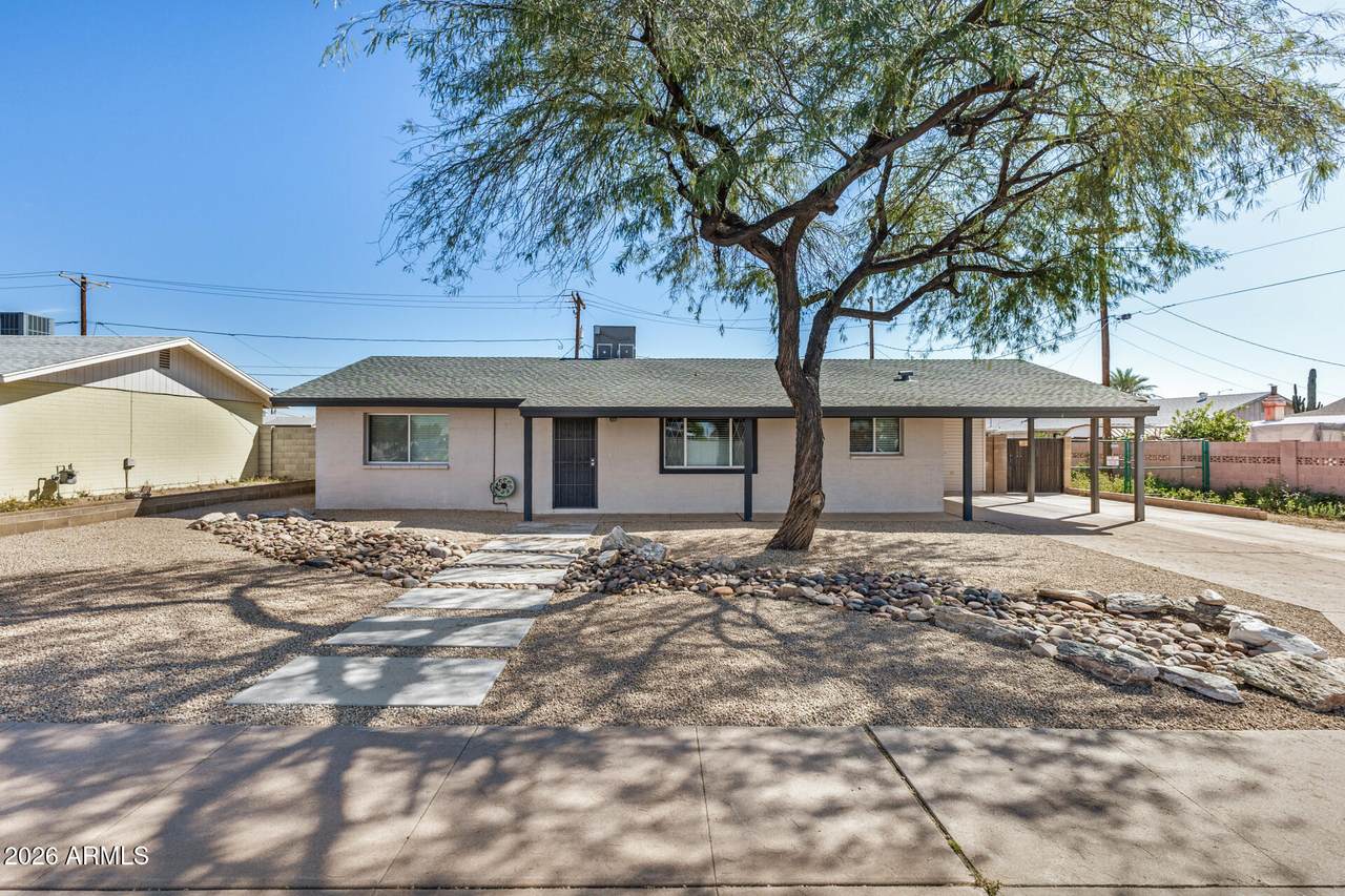 605 Saguaro - Photo 1