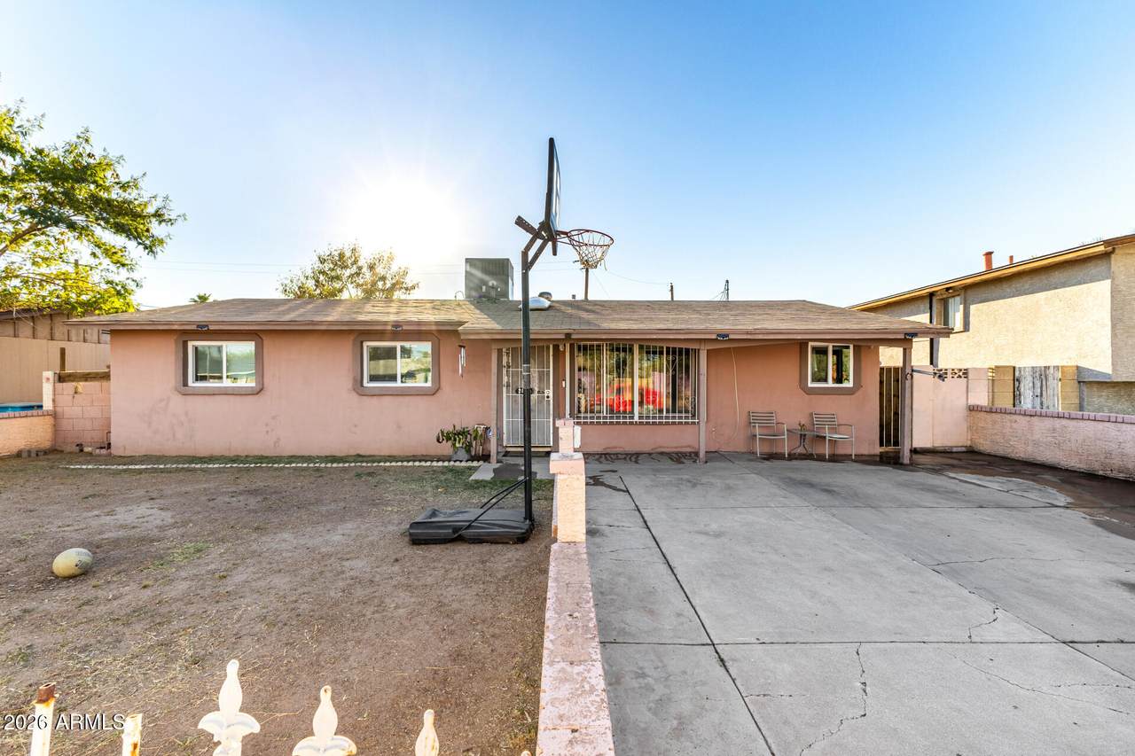 2830 48TH Lane - Photo 1