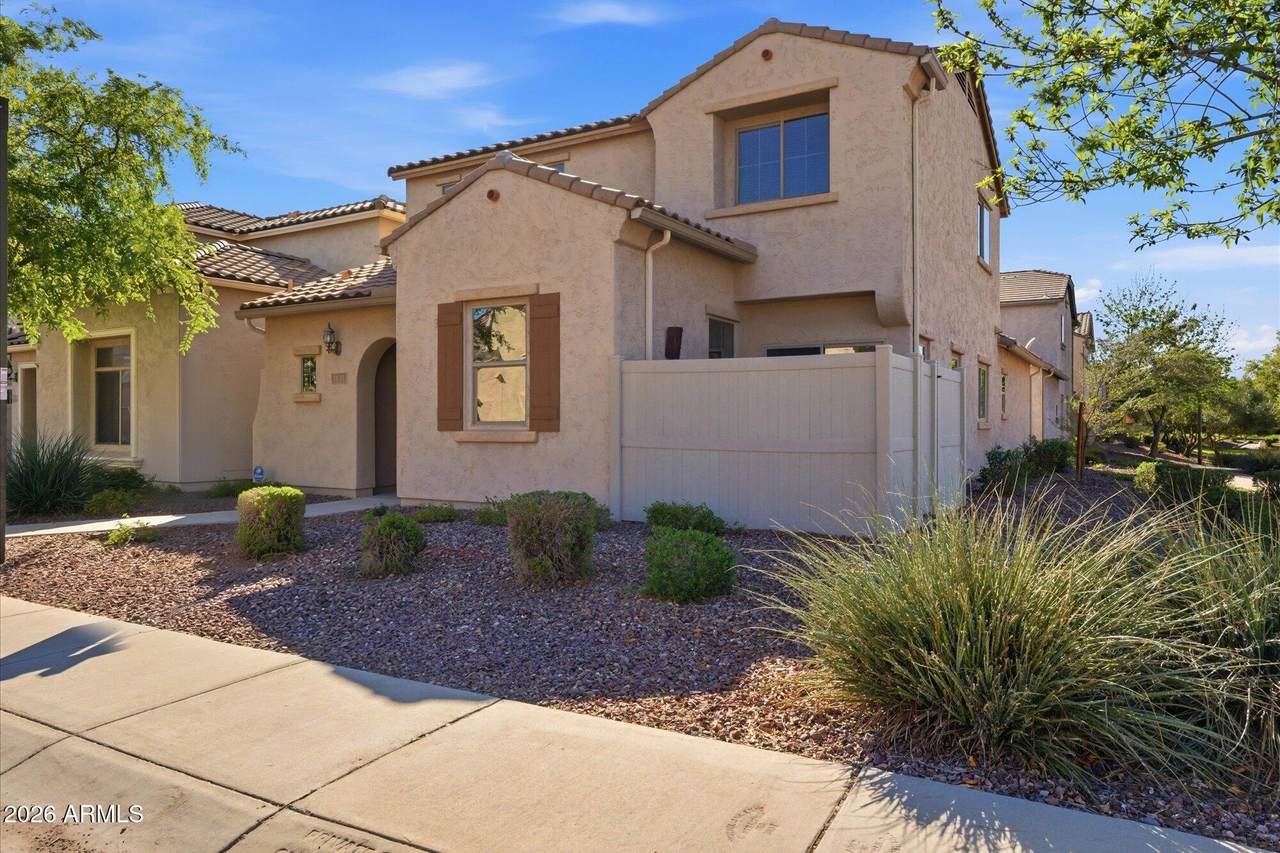 2130 Le Marche Avenue - Photo 1