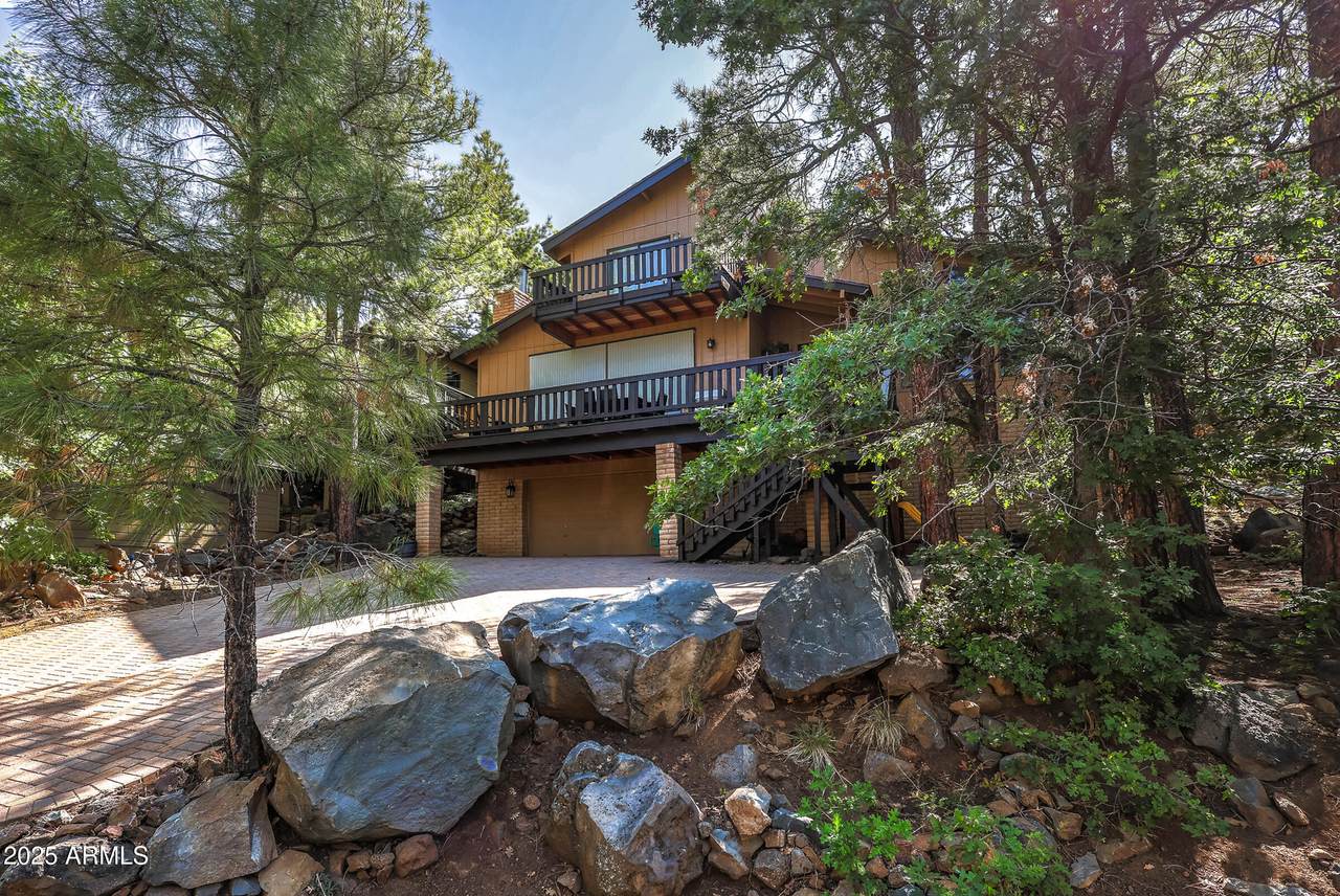 17845 Silverlake Drive - Photo 1