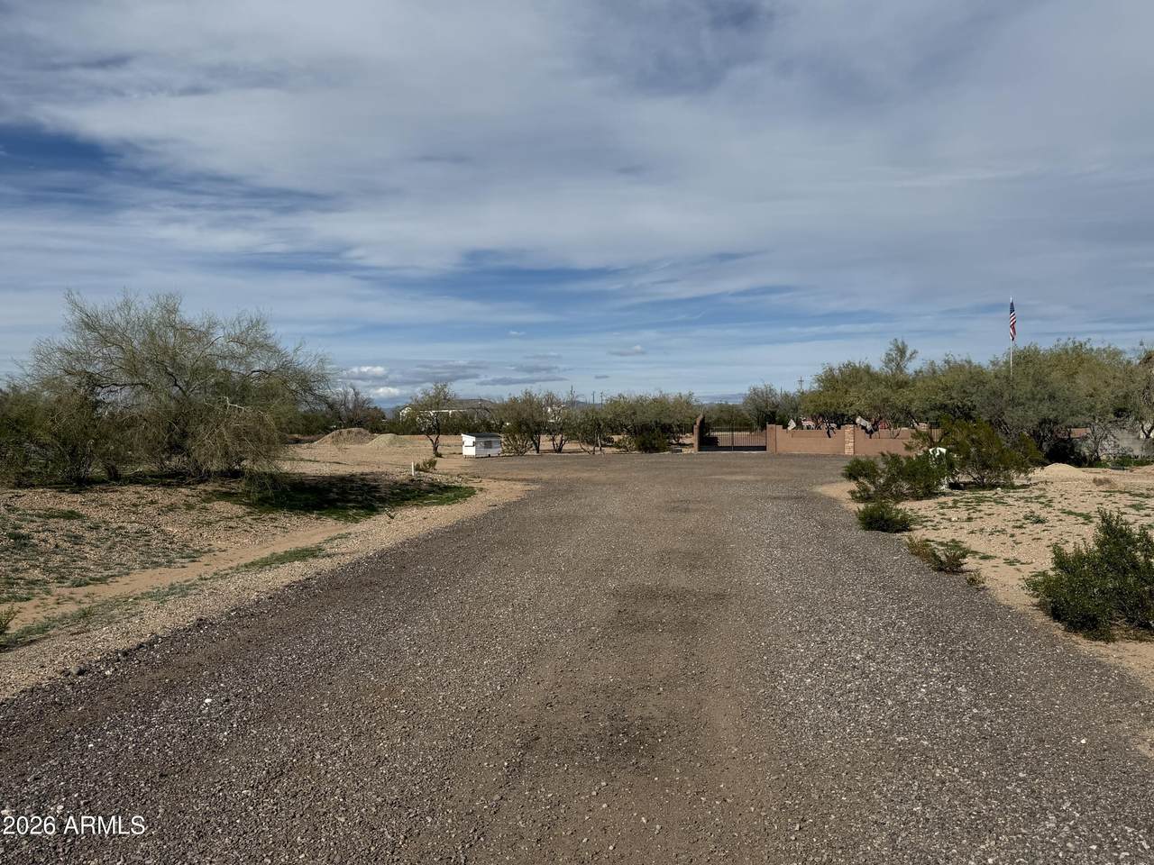 https://bt-photos.global.ssl.fastly.net/armls/1280_boomver_1_6996998-2.jpg
