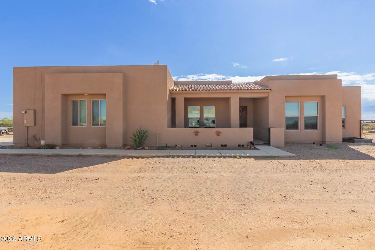 22603 Laura Street - Photo 1