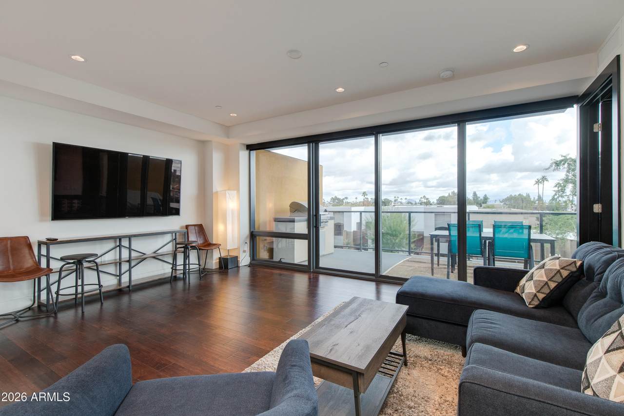4422 75TH Street - Photo 1