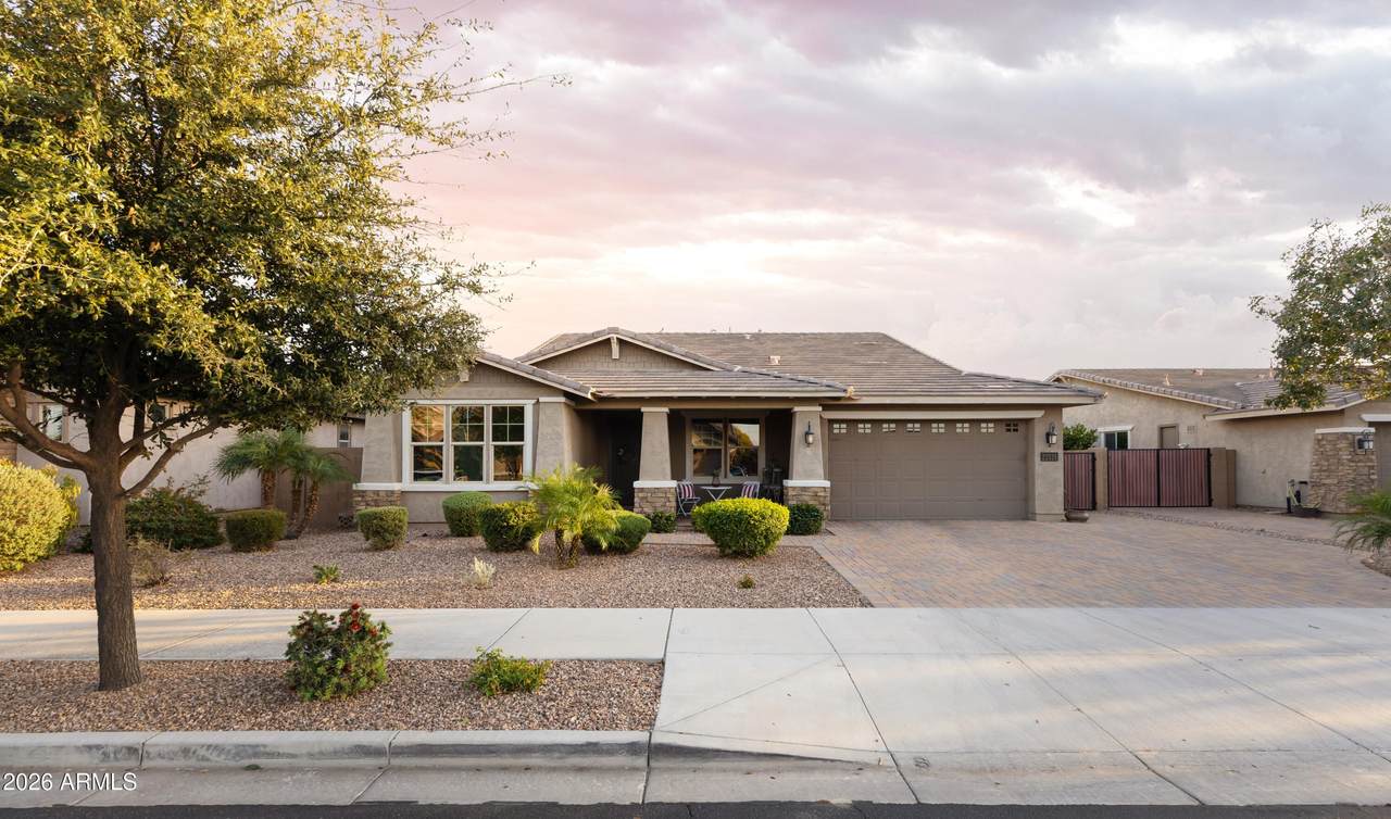 22121 Russet Road - Photo 1