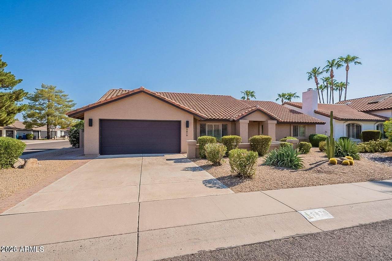 5879 Le Marche Avenue - Photo 1