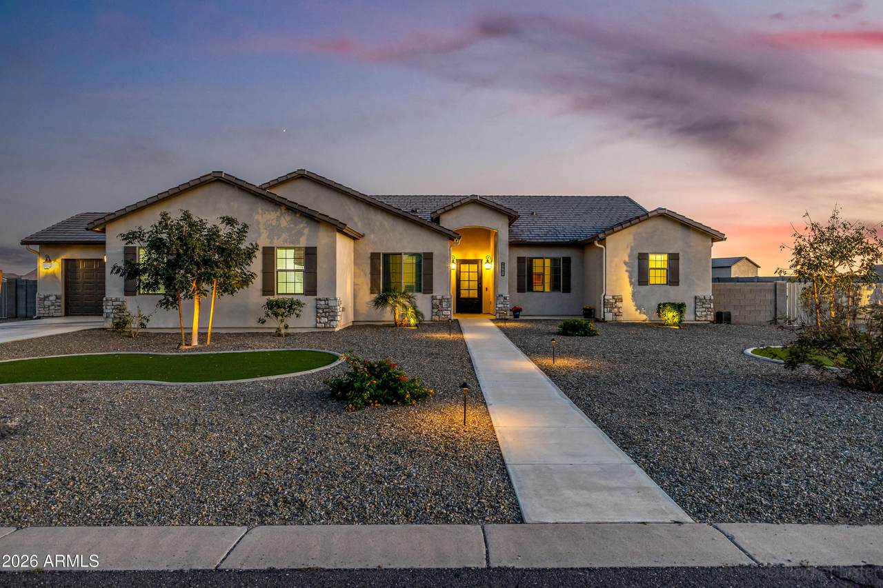 8981 Garnet Mountain Drive - Photo 1