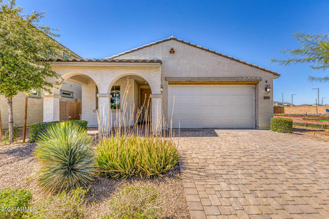 11784 168TH Drive - Photo 1
