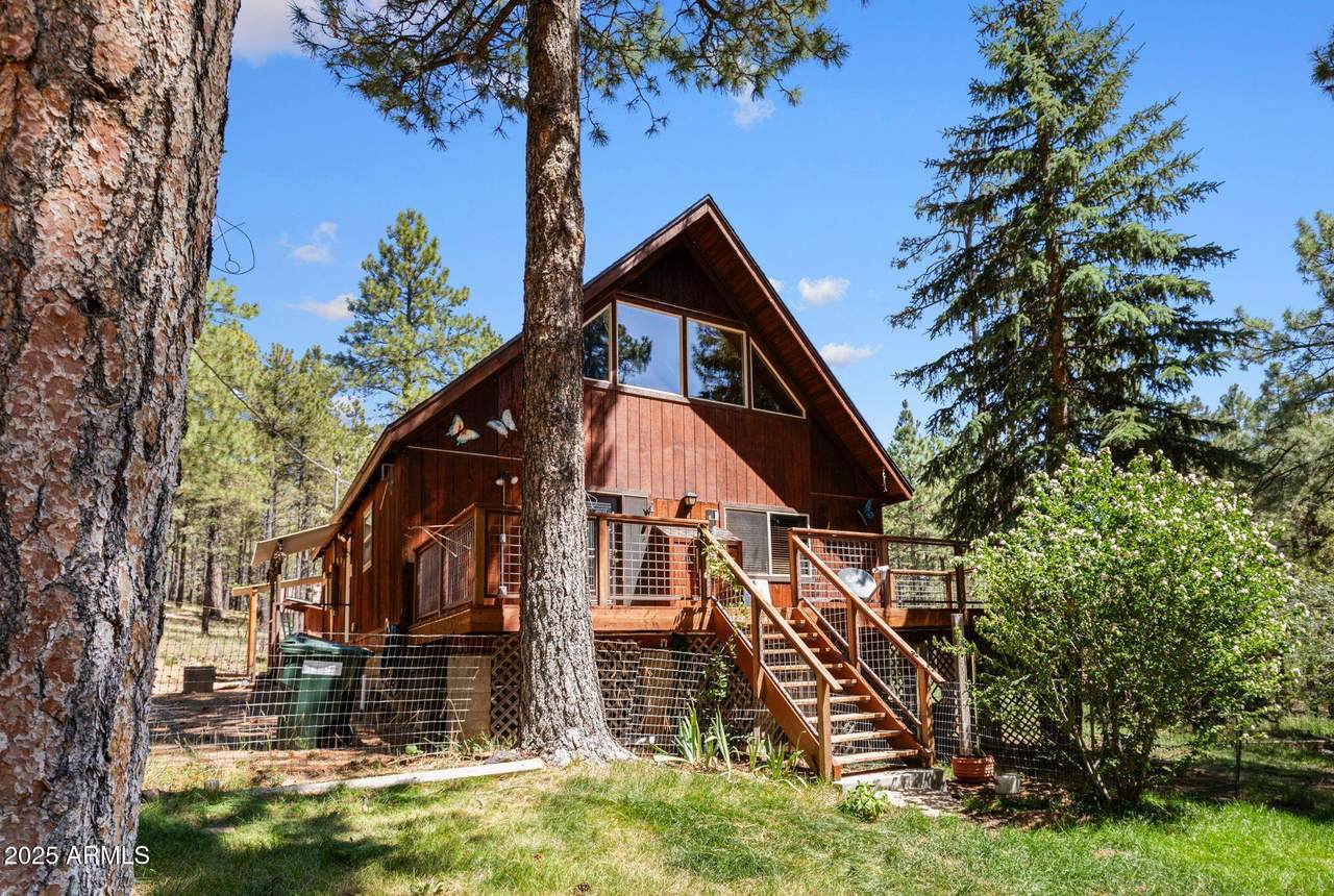 151 Deer Trail - Photo 1