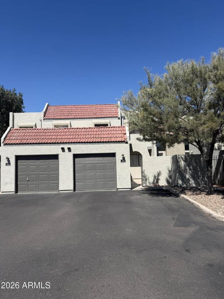 2524 El Paradiso - Photo 1