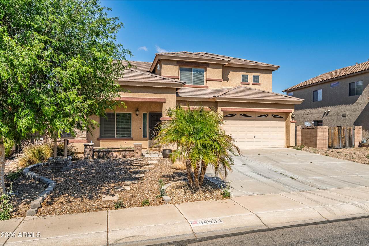 44534 Vineyard Street - Photo 1