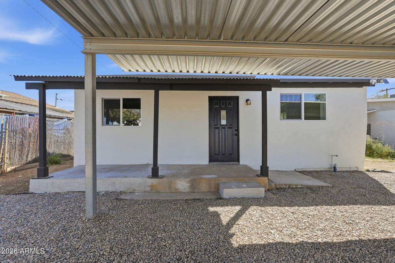 3917 Lincoln Street - Photo 1