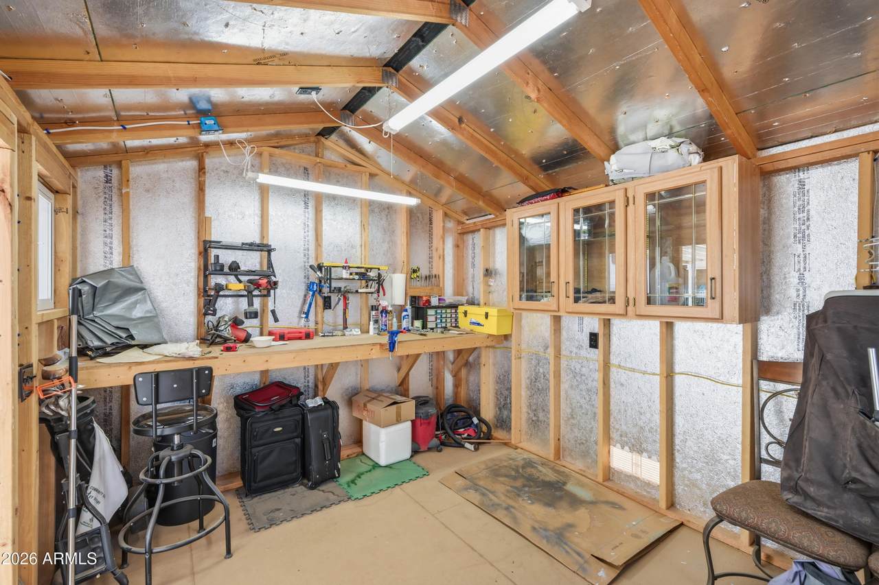 https://bt-photos.global.ssl.fastly.net/armls/1280_boomver_1_6998945-2.jpg