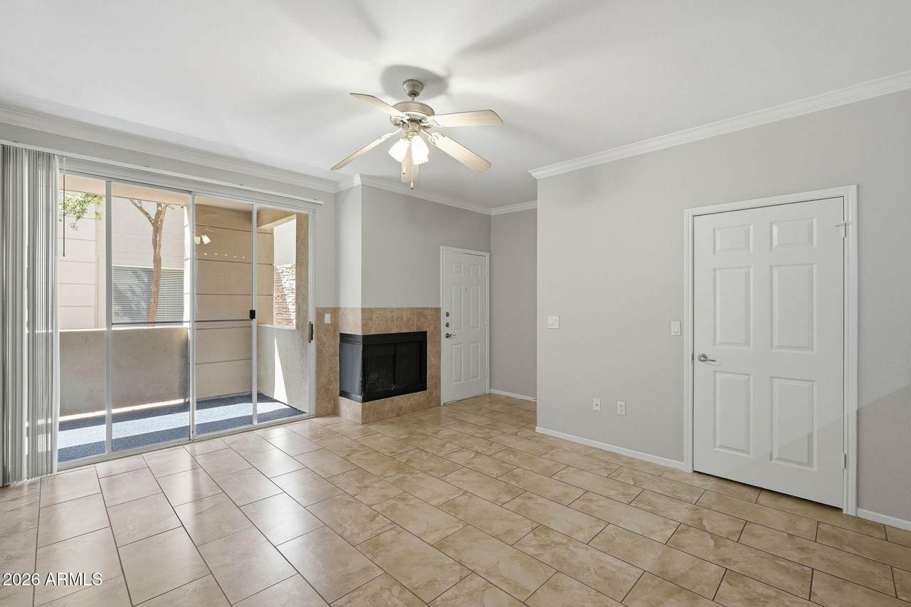 https://bt-photos.global.ssl.fastly.net/armls/1280_boomver_1_6999425-2.jpg