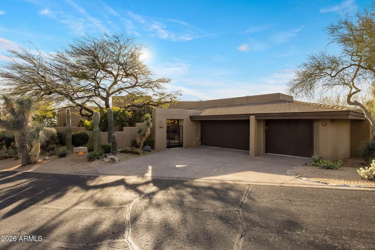 10776 Tamarisk Way - Photo 1