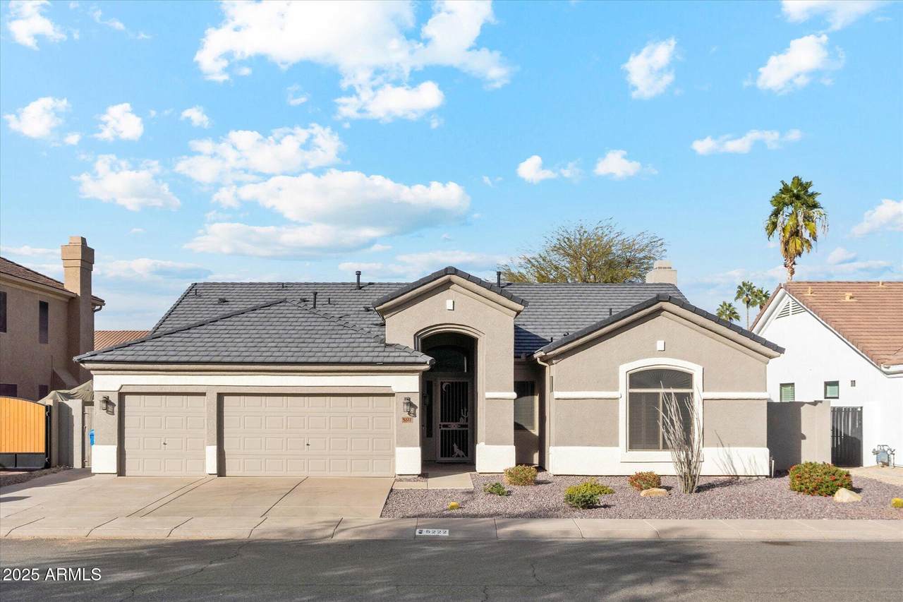 5222 Danbury Road - Photo 1