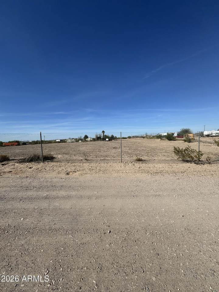 0 353 Avenue - Photo 1