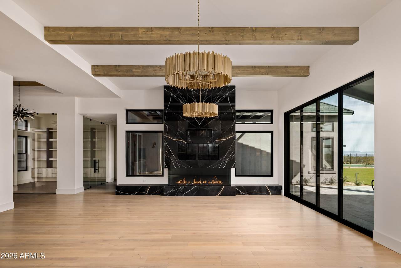 https://bt-photos.global.ssl.fastly.net/armls/1280_boomver_1_7000937-2.jpg