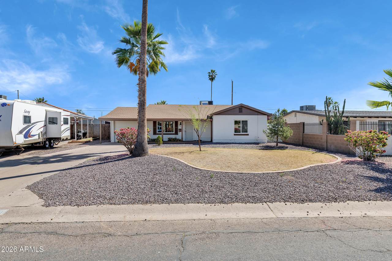 4311 11TH Place - Photo 1