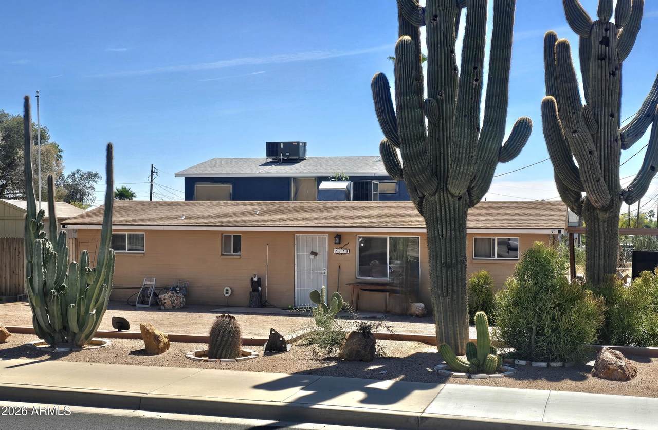 2315 Superstition Boulevard - Photo 1