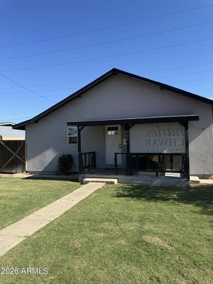 501 Delaware Street - Photo 1