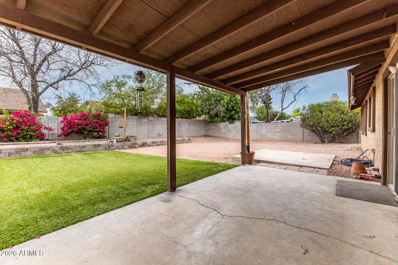 https://bt-photos.global.ssl.fastly.net/armls/1280_boomver_1_7003914-2.jpg