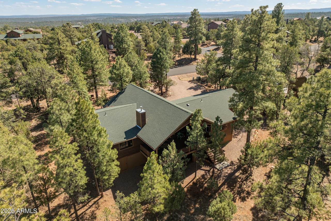 1522 Mainline Road - Photo 1
