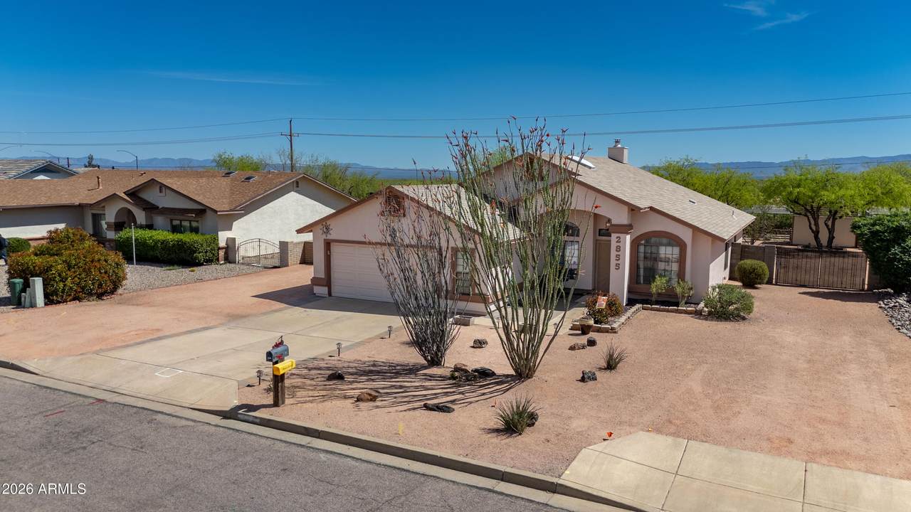 2855 Player Avenue - Photo 1